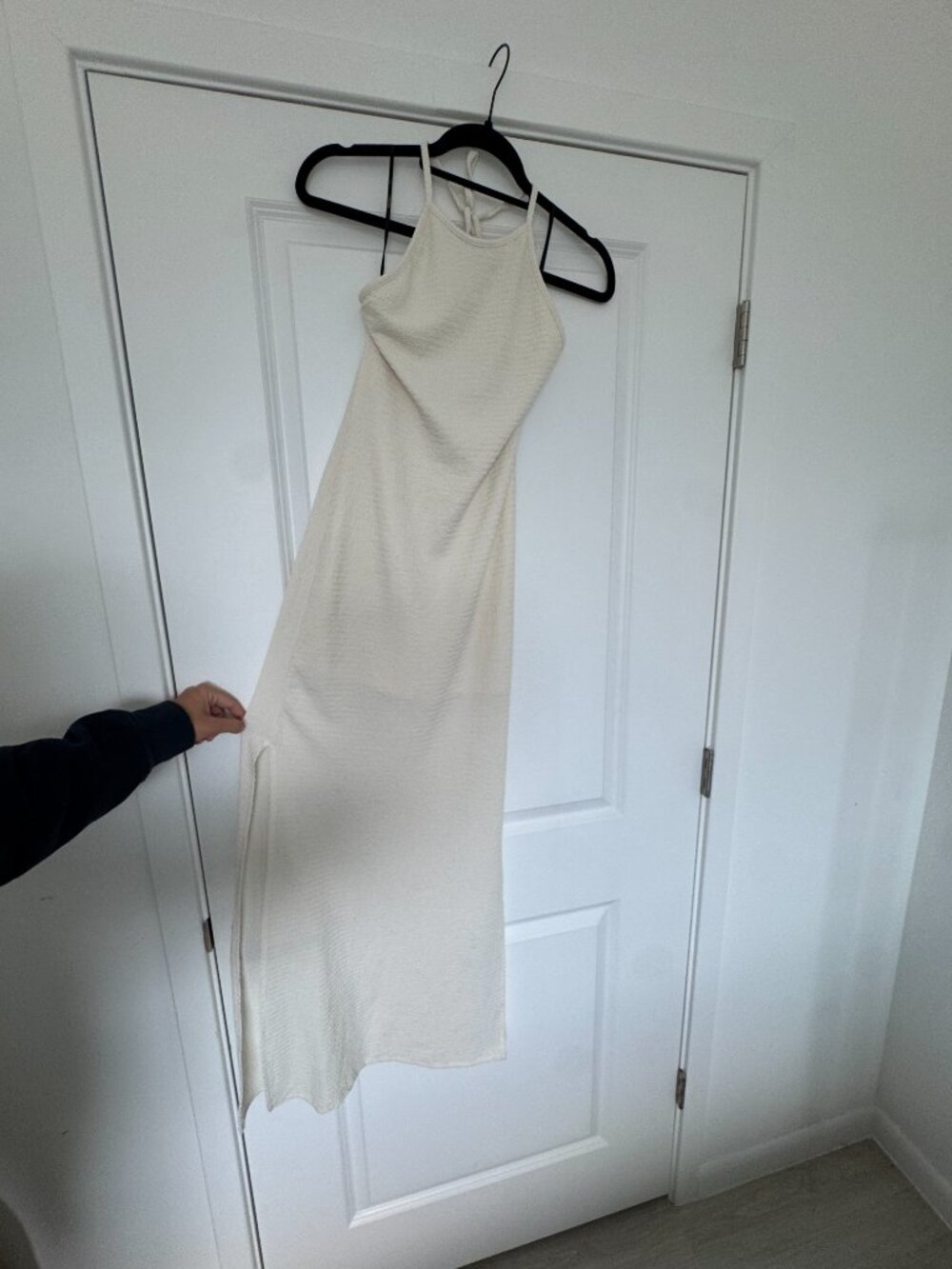 Forever 21 Cream Halter Open Back Maxi Dress Size S